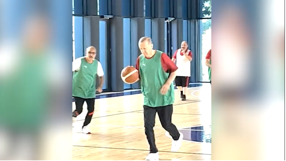 cumhurbaskani erdogan dan basketbol performansi varank paylasti